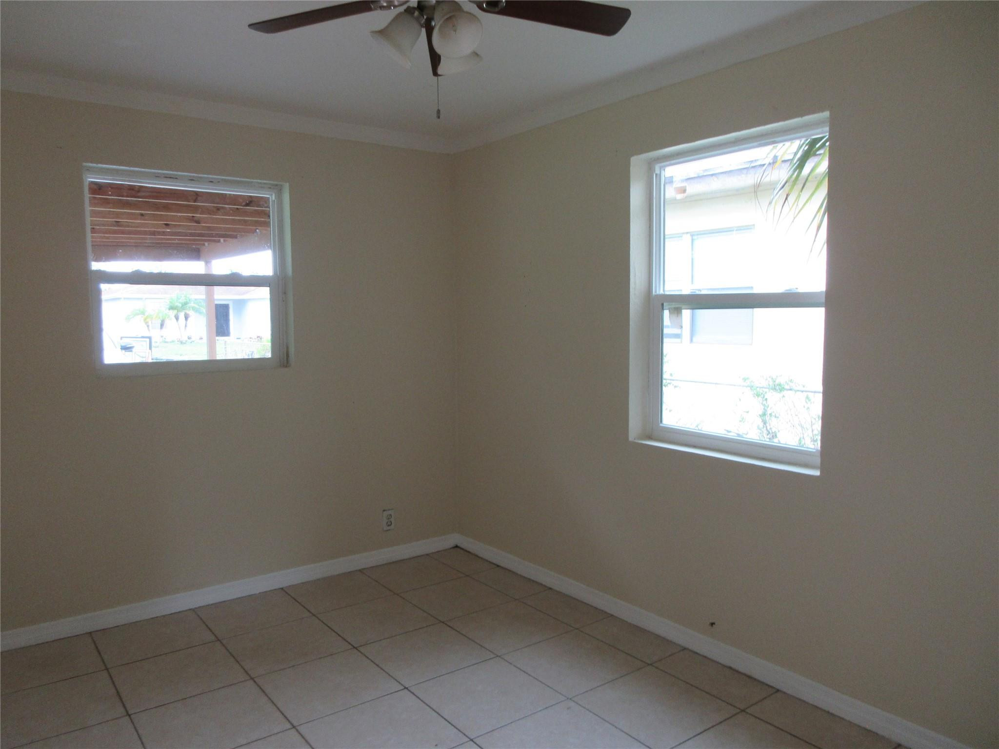 1548 West 10th Street Riviera Beach, FL 33404 - Photo 6 of 17 Photo 6