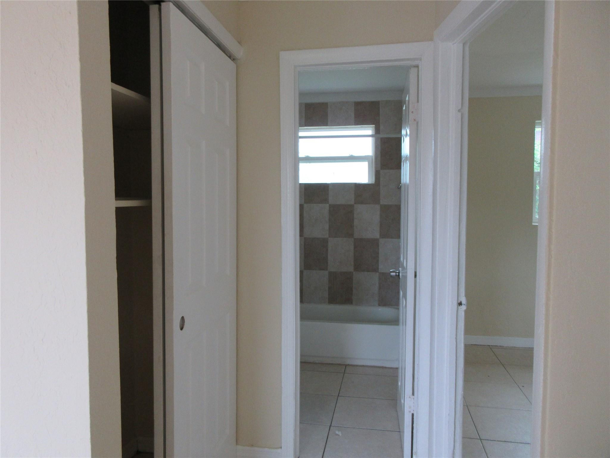 1548 West 10th Street Riviera Beach, FL 33404 - Photo 10 of 17 Photo 10
