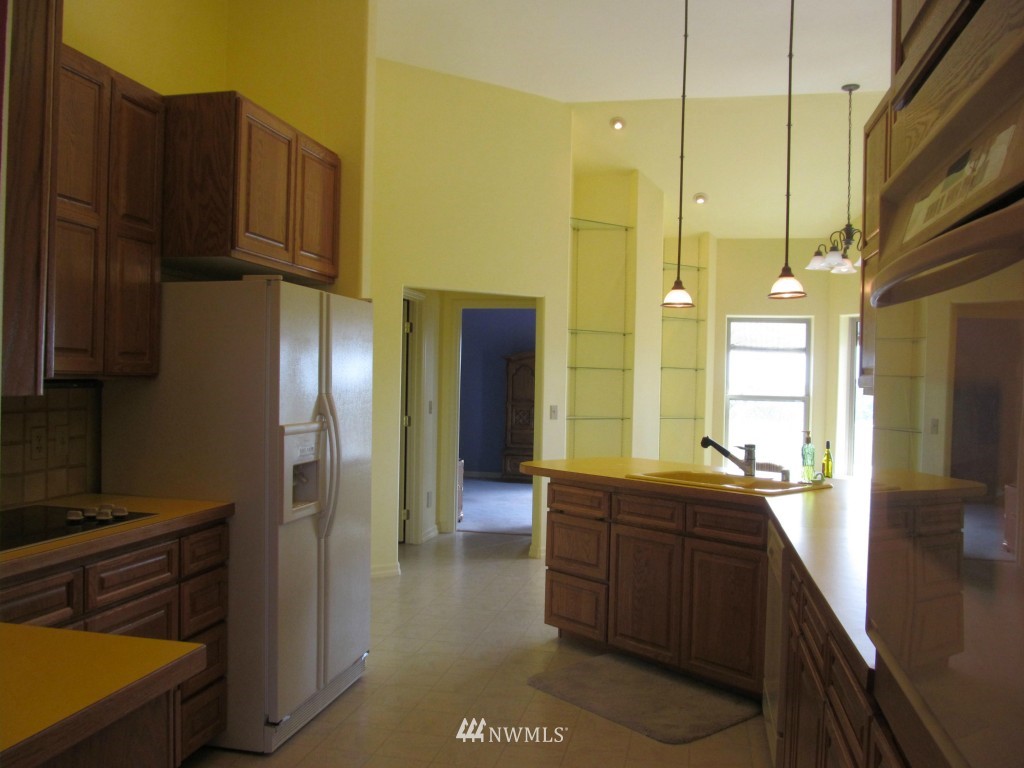 9756 Neppel Road Northeast Moses Lake, WA 98837 - Photo 12 of 25 Gallery Image 12