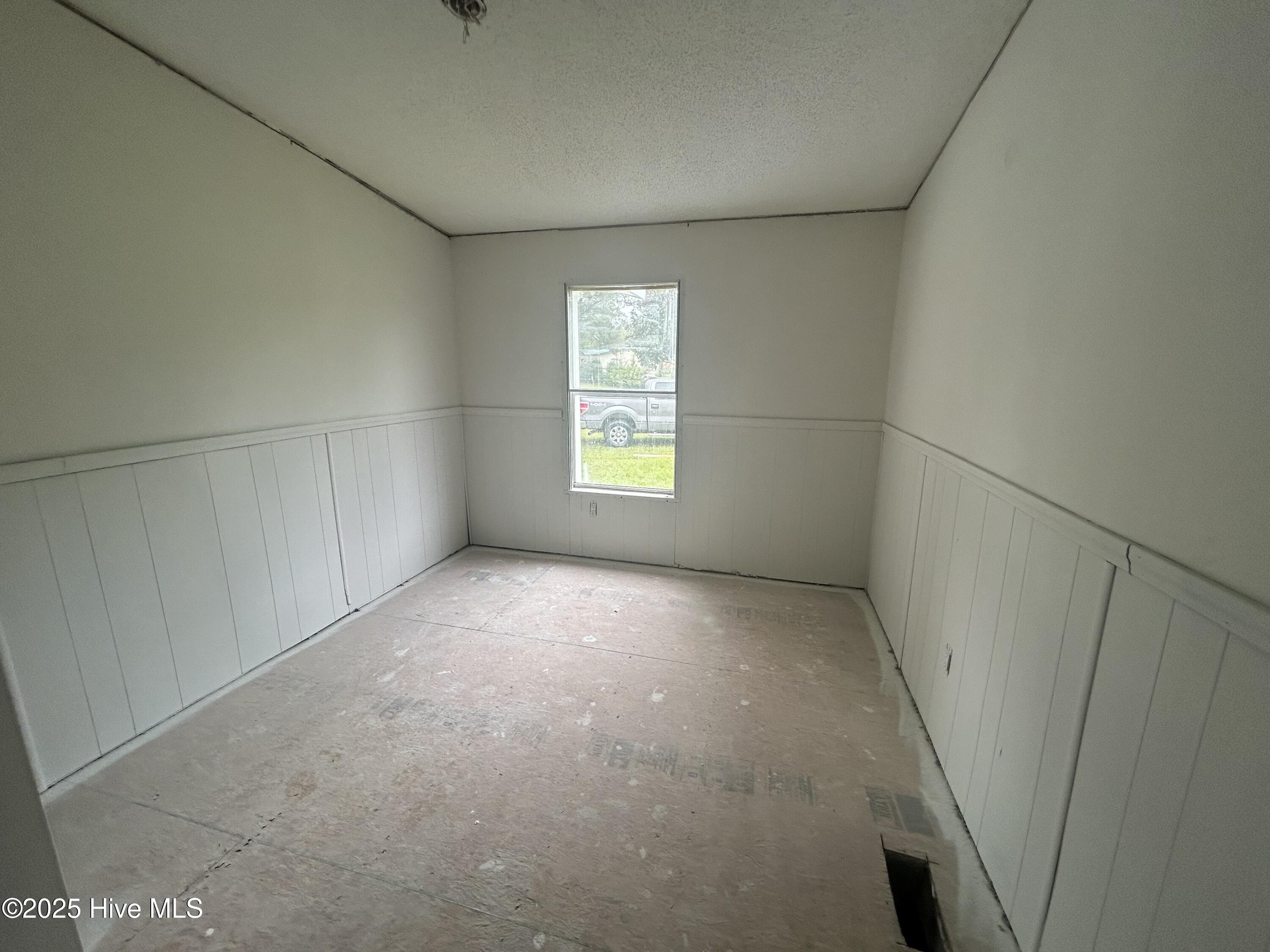 1118 Henderson Road Jacksonville, NC 28540 - Photo 8 of 10 IMG_8784