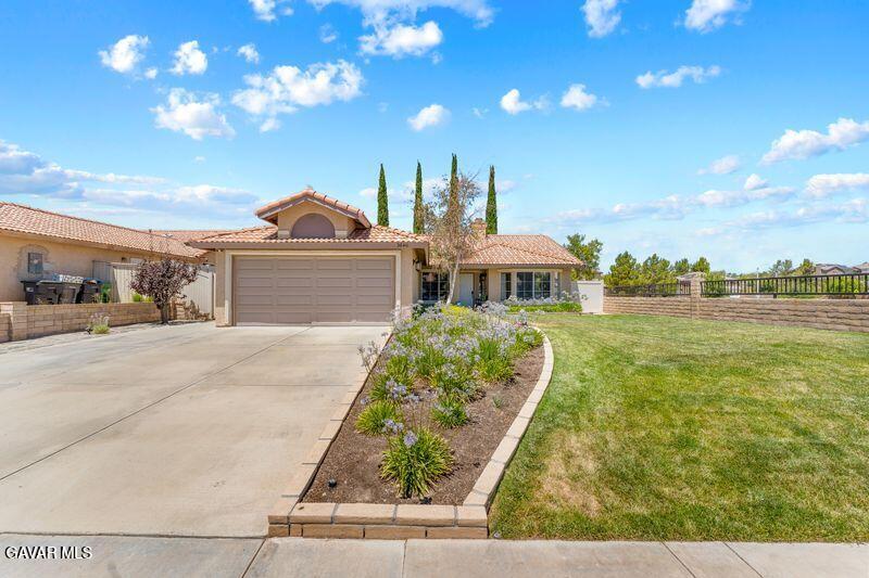 36411 Ramona Road Palmdale, CA 93550 - Photo 3 of 41 Ramona 3