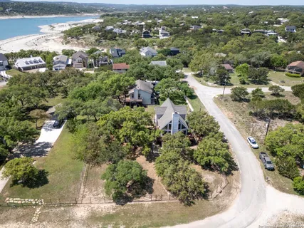 $489,000 | 471 Edge Hill Drive, Canyon Lake, TX 78133