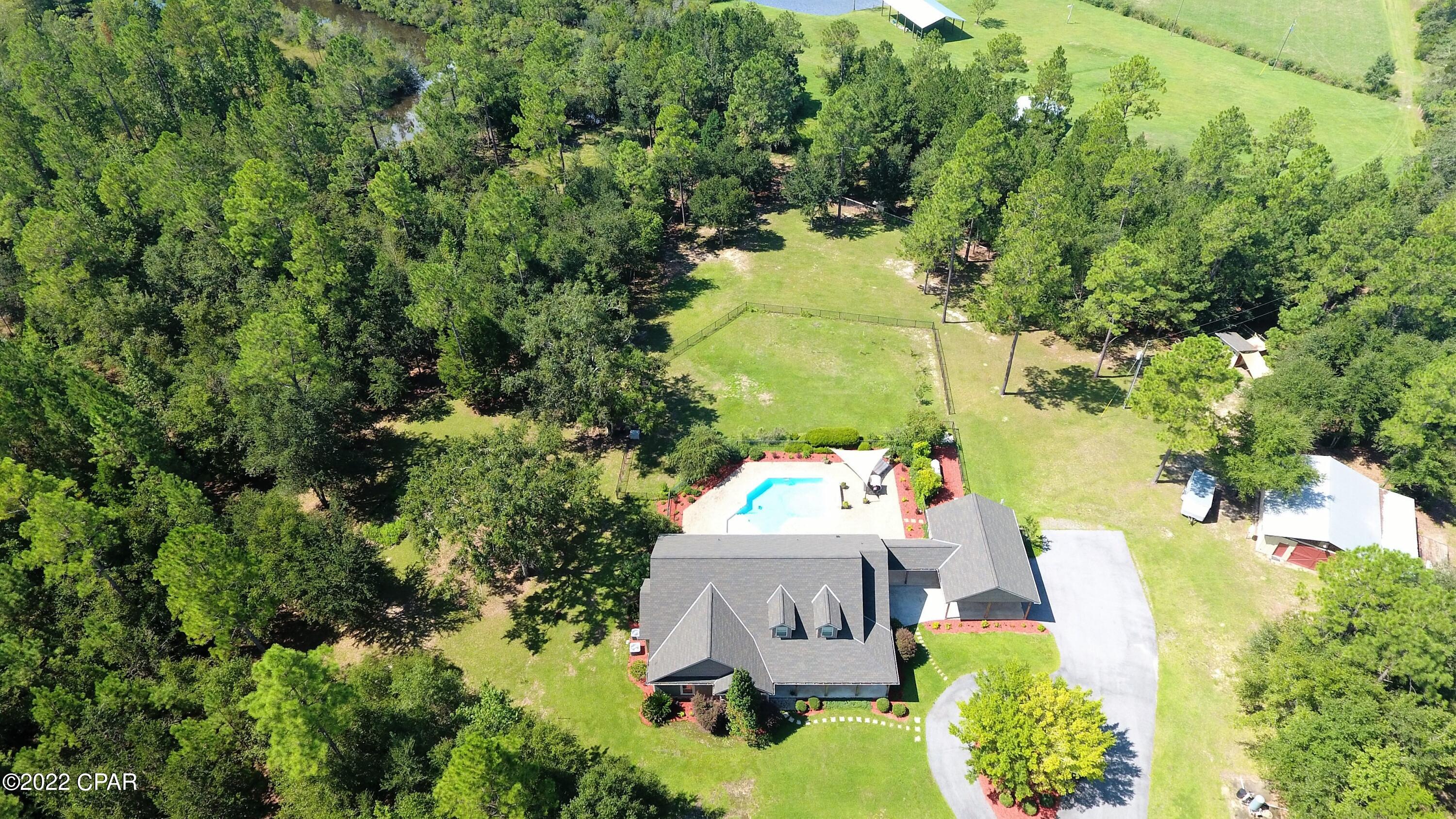 1258 Piney Grove Road Chipley, FL 32428 - Photo 8 of 105