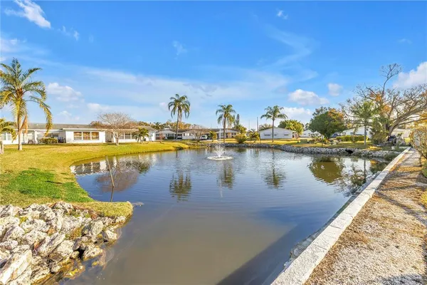 $125,000 | 10007 Daffodil Street, Unit 183, Pinellas Park, FL 33782