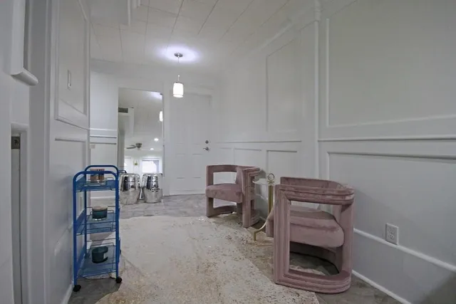 $1,000 | 434 Lenard Street, Unit B, Houston, TX 77009