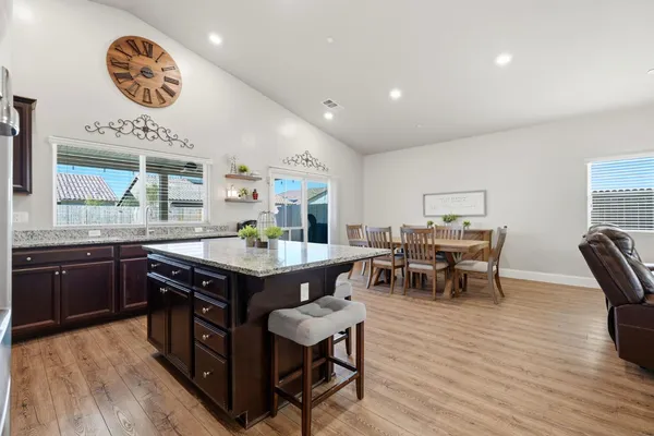 $475,000 | 756 Strada Street, Lemoore, CA 93245