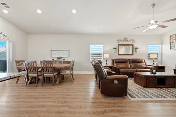 $475,000 | 756 Strada Street, Lemoore, CA 93245