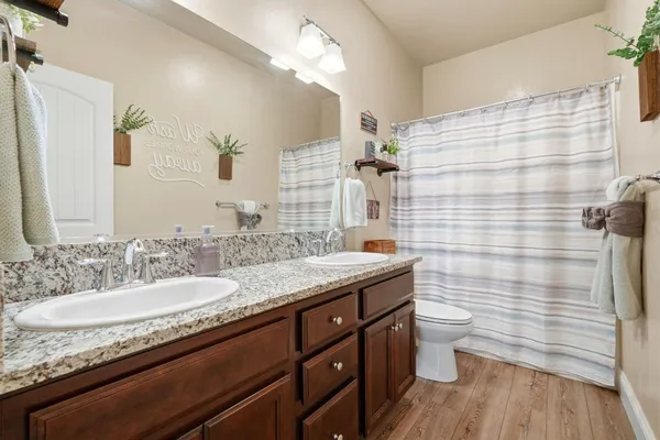 $475,000 | 756 Strada Street, Lemoore, CA 93245