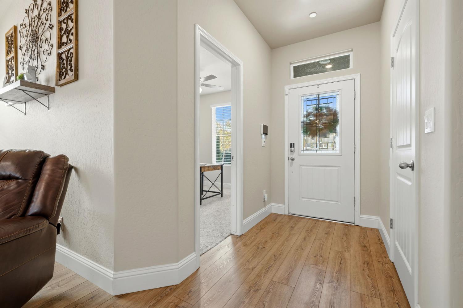 756 Strada Street Lemoore, CA 93245 - Photo 5 of 53