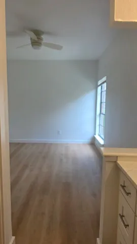 a view of empty room with window