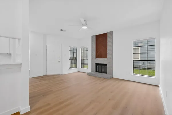 $1,395 | 11306 Nicole Cove, Unit A, Austin, TX 78753