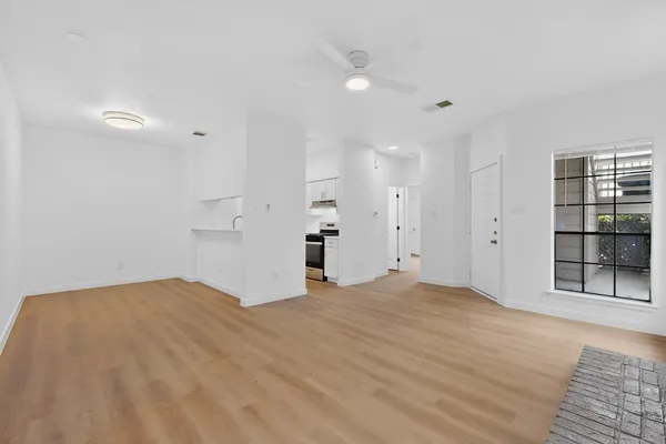 $1,395 | 11306 Nicole Cove, Unit A, Austin, TX 78753