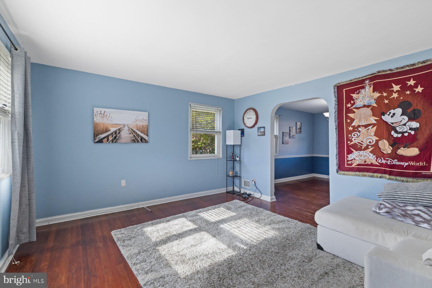 708 Edmondson Avenue Baltimore, MD 21228 - Photo 4 of 30 Hardwood Floors