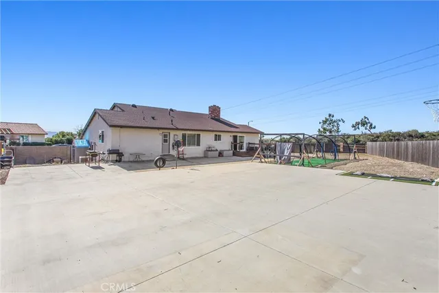 $1,049,000 | 7906 Appaloosa Court, Alta Loma, CA 91701