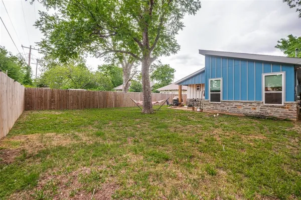 $3,100 | 2123 Ramsey Avenue, Dallas, TX 75216