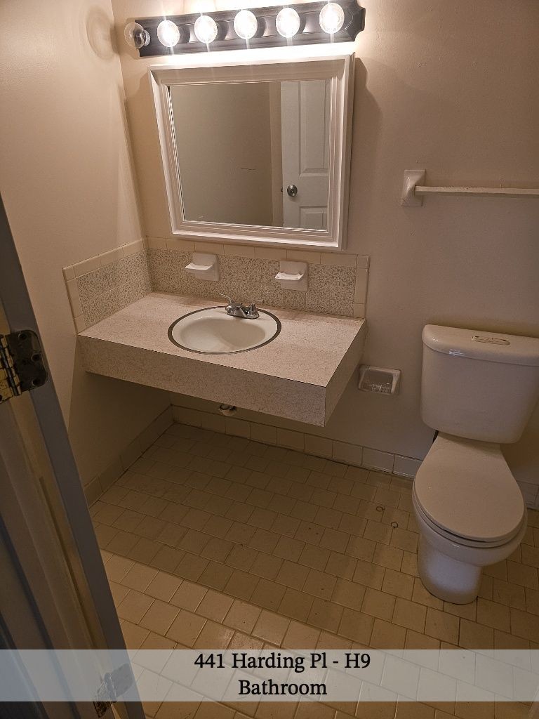 441 Harding Place, Unit H9 Nashville, TN 37211 - Photo 10 of 11