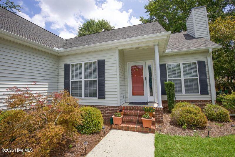 207 Kinloch Way Aberdeen, NC 28315 - Photo 2 of 38 207 Kinloch Way