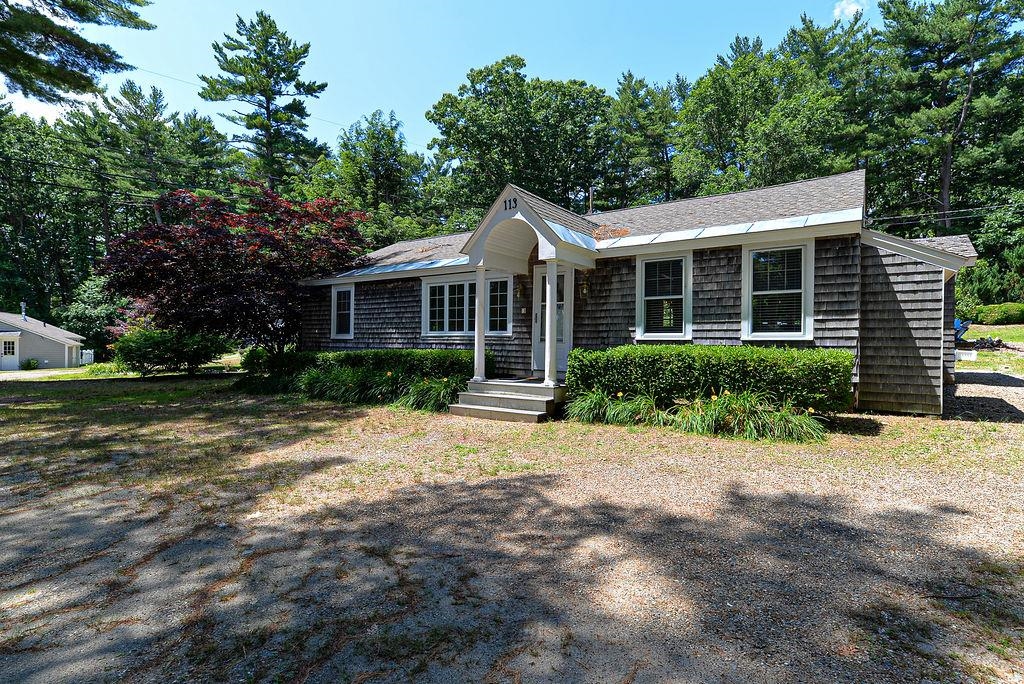 113 Wentworth Road Rye, NH 03870 - Photo 3 of 39
