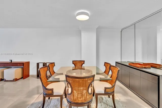 $769,000 | 8855 Collins Avenue, Unit 2F, Surfside, FL 33154