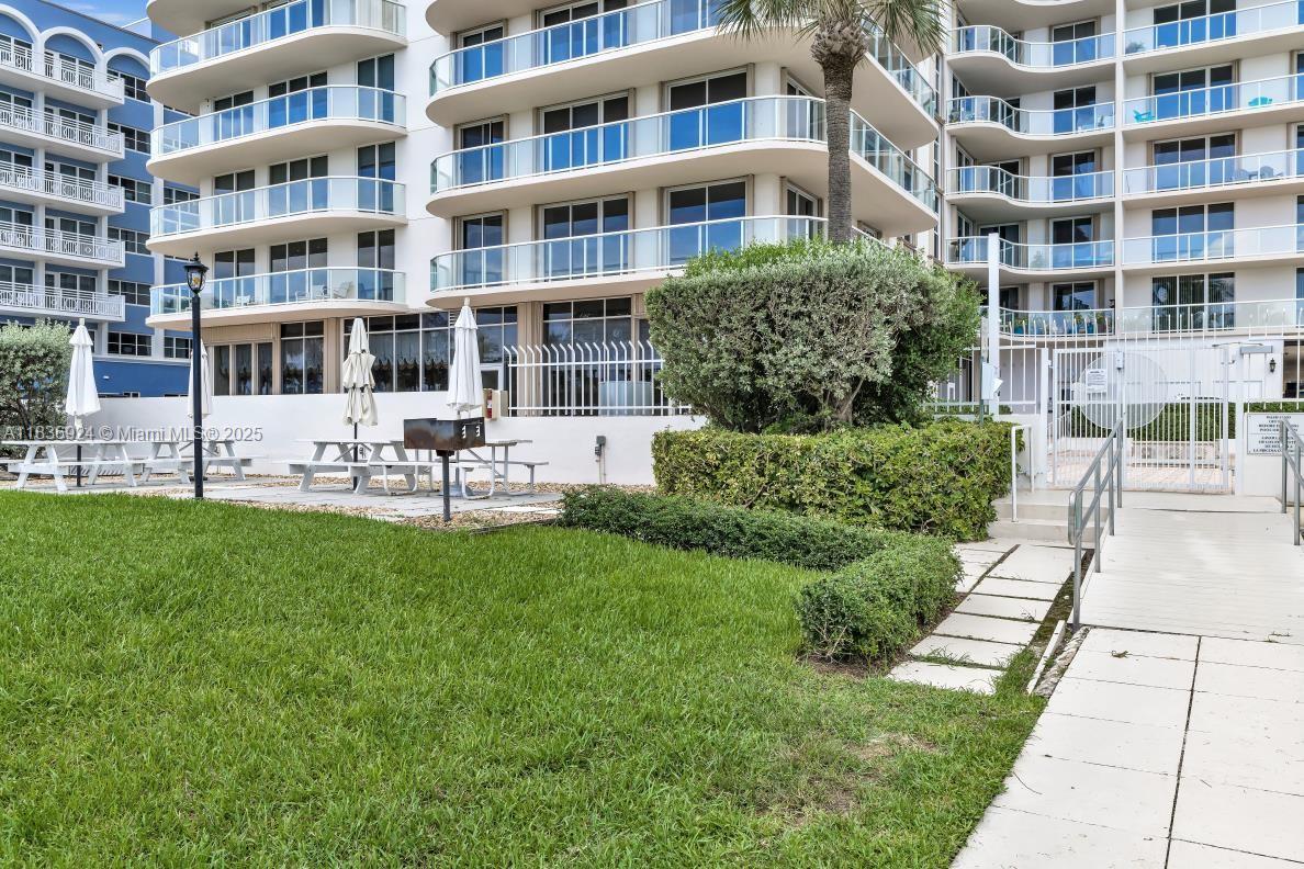 8855 Collins Avenue, Unit 2F Surfside, FL 33154 - Photo 75 of 79
