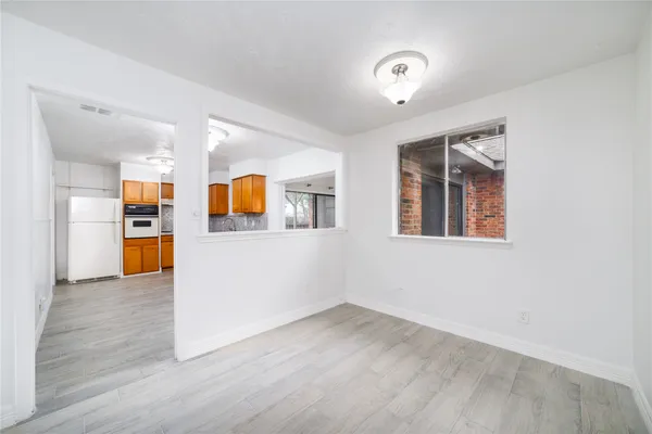 $1,800 | 10830 Sela Lane, Houston, TX 77072