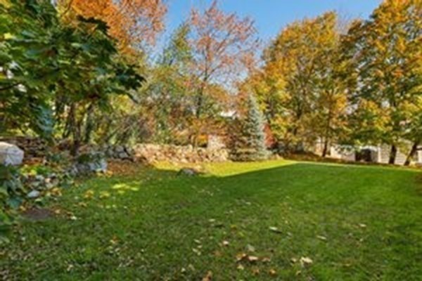 3 Northgate Road Chelmsford, MA 01824 - Photo 4 of 30 Gallery Image 4