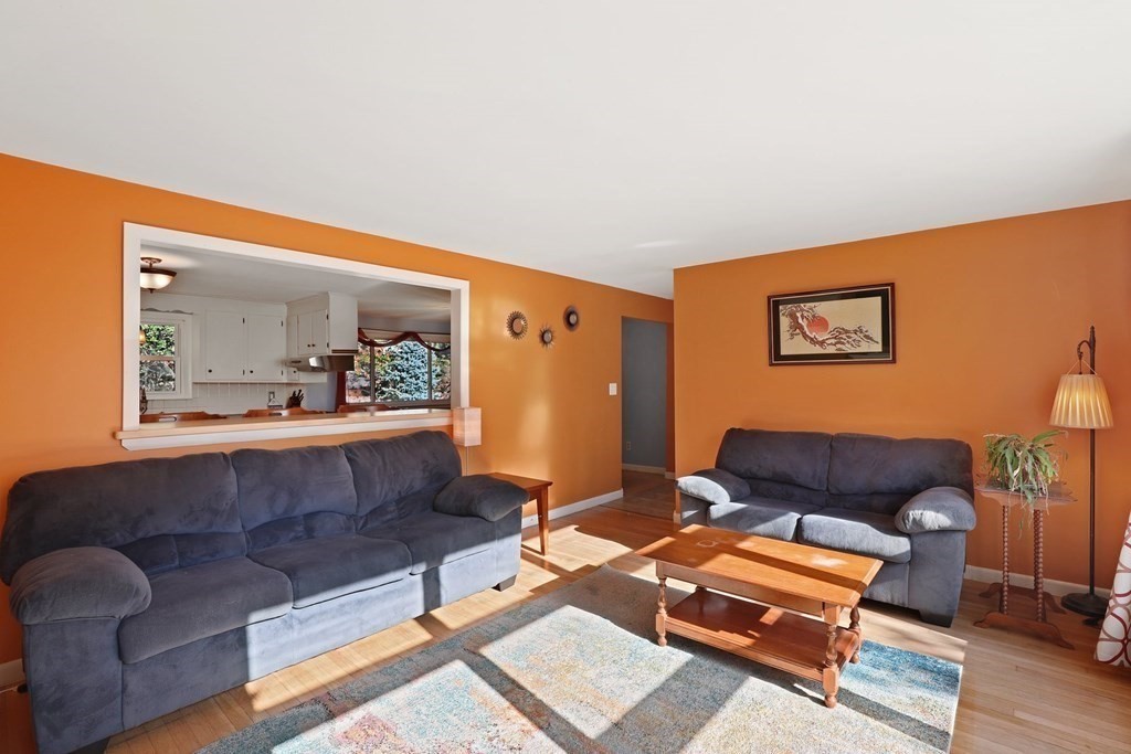 3 Northgate Road Chelmsford, MA 01824 - Photo 7 of 30 Gallery Image 7