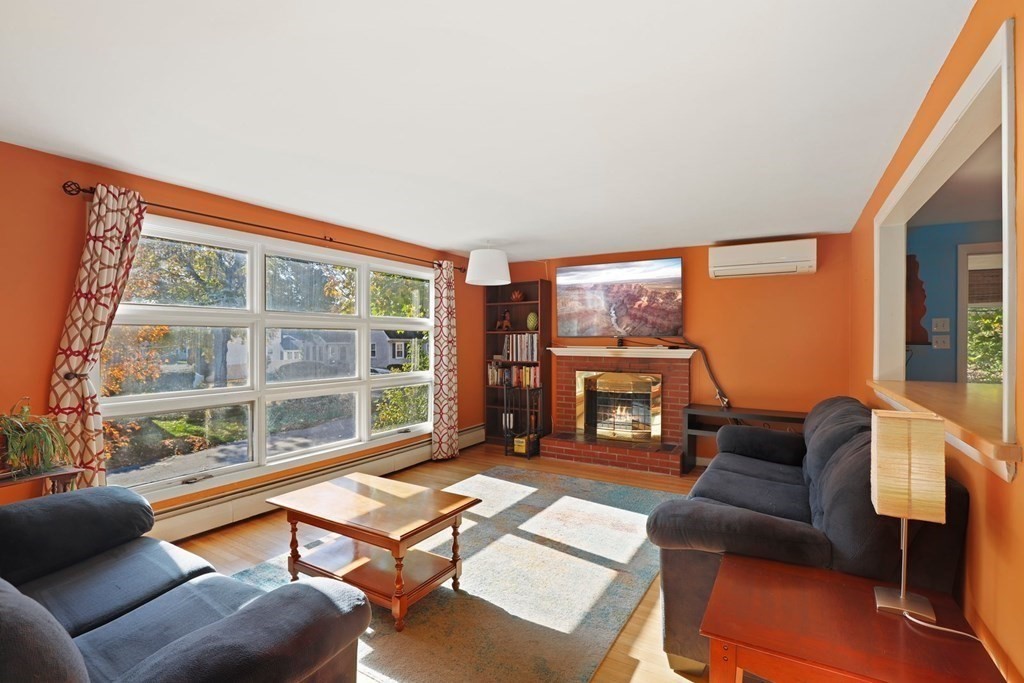 3 Northgate Road Chelmsford, MA 01824 - Photo 8 of 30 Gallery Image 8
