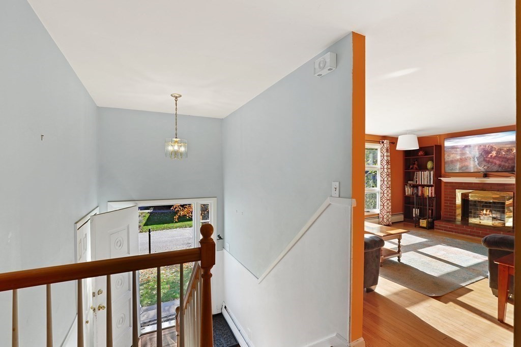 3 Northgate Road Chelmsford, MA 01824 - Photo 9 of 30 Gallery Image 9