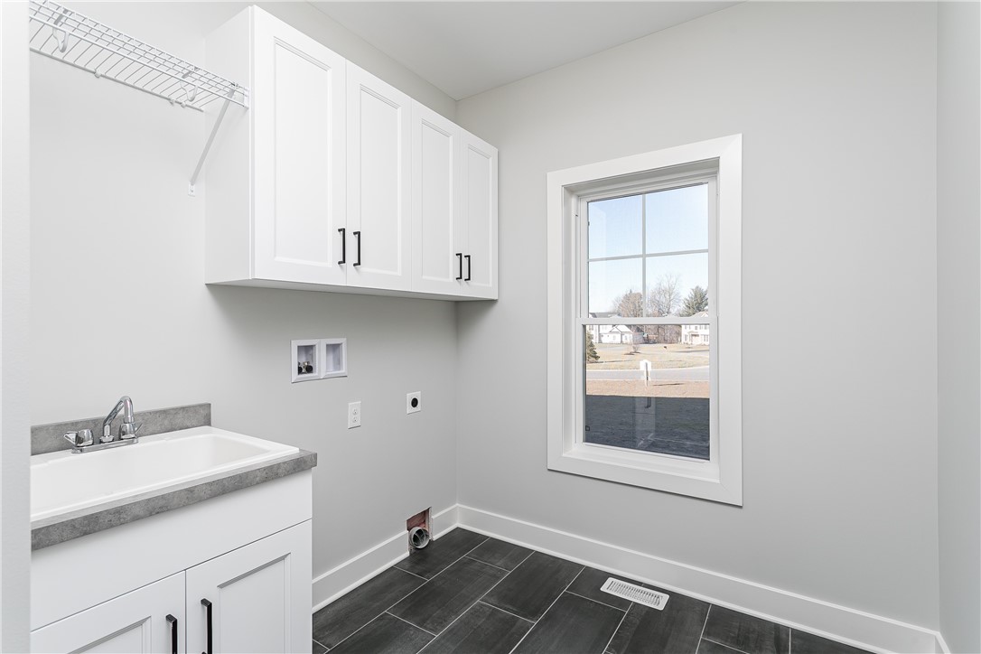 35 Coventry Ridge Pittsford, NY 14534 - Photo 22 of 24 House has a 3 car frontload garage (not endload as