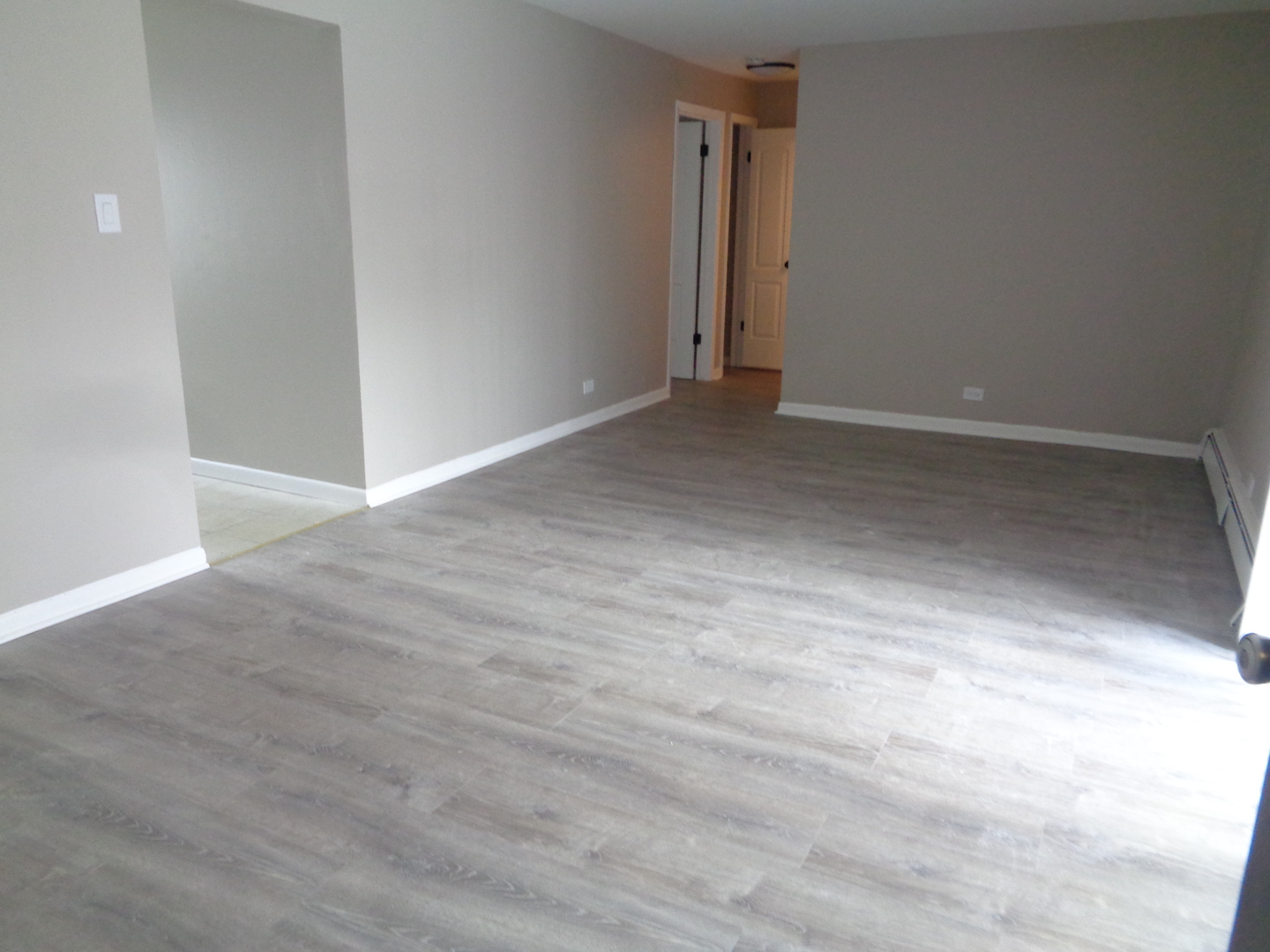 7323 West 79th Street, Unit B Bridgeview, IL 60455 - Photo 2 of 7