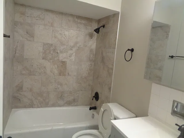 $1,400 | 7323 West 79th Street, Unit B, Bridgeview, IL 60455