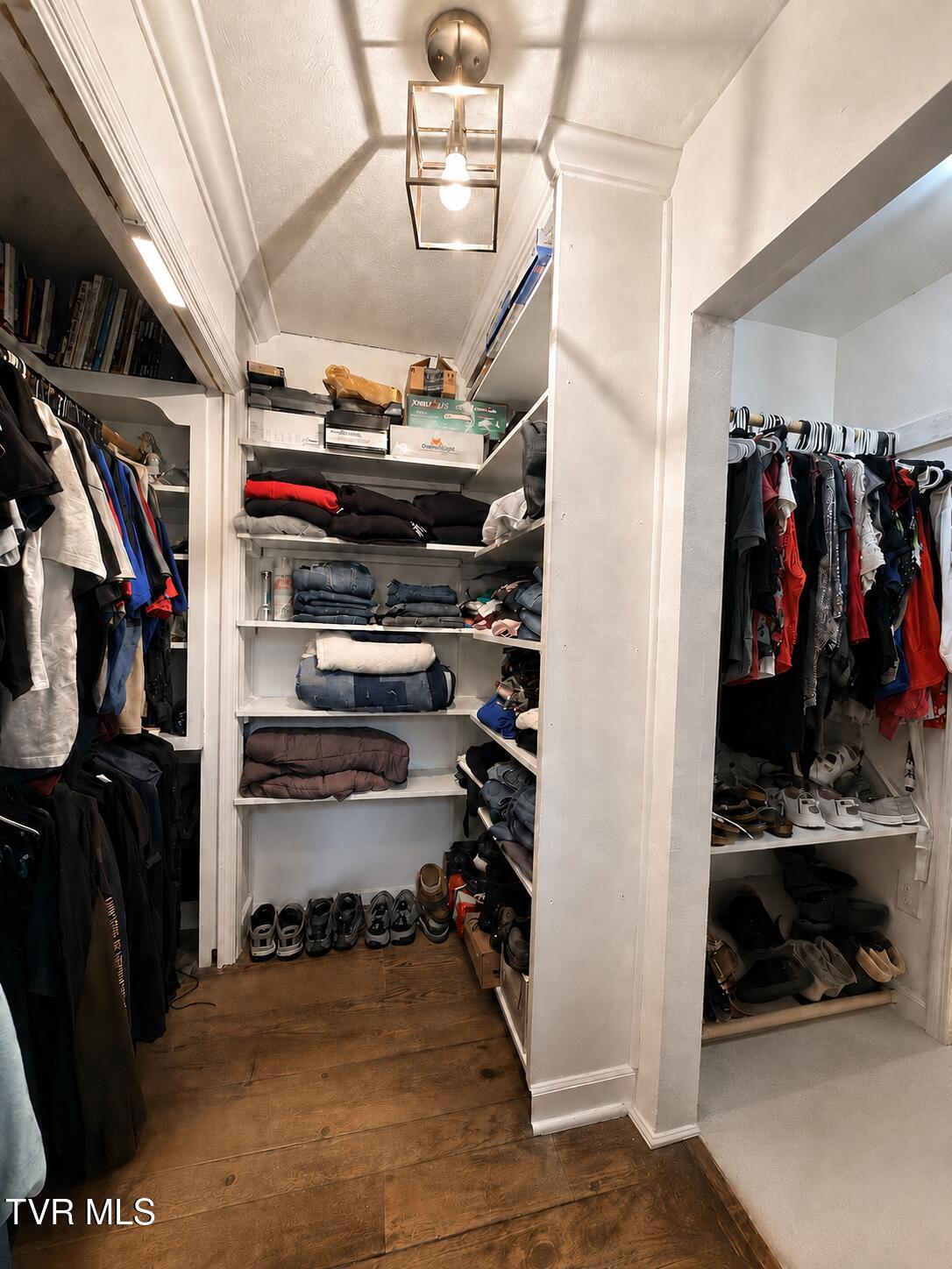 4417 Stagecoach Road Kingsport, TN 37664 - Photo 45 of 54 Primary Closet 2
