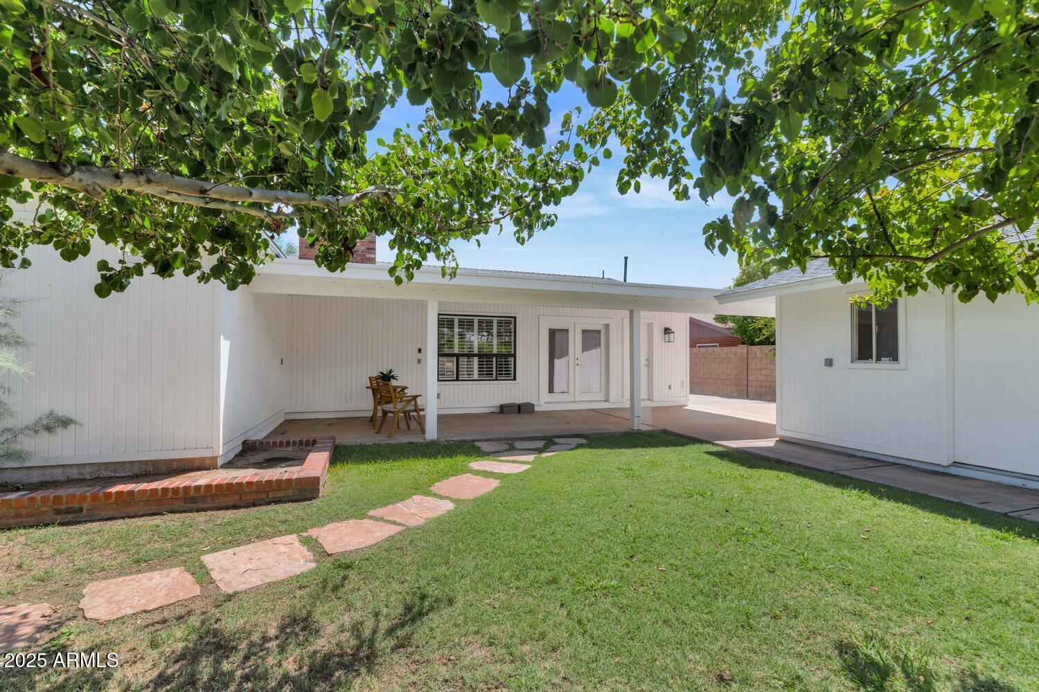 4642 North 31st Street Phoenix, AZ 85016 - Photo 18 of 50 4642 N 31st St-large-033-038-TOD6238-150