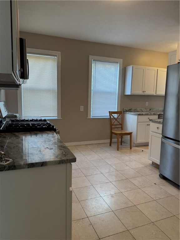 66 Armstrong Avenue Providence, RI 02903 - Photo 17 of 35