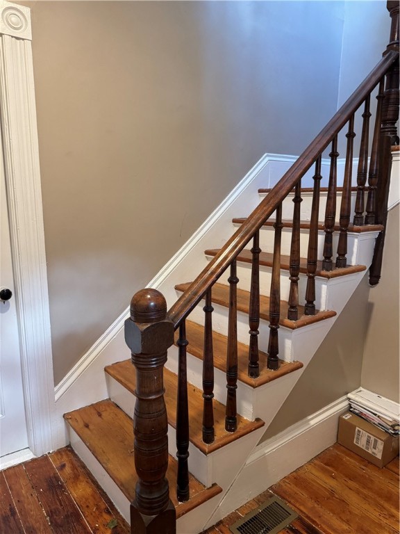 66 Armstrong Avenue Providence, RI 02903 - Photo 3 of 35