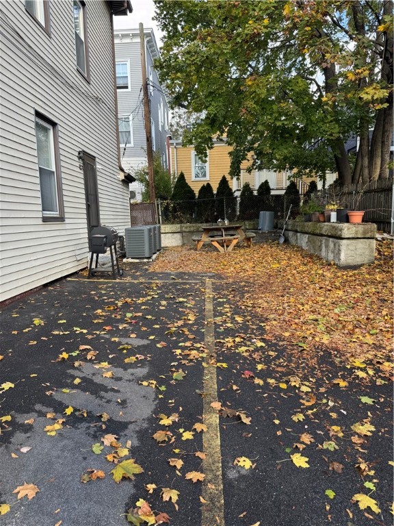 66 Armstrong Avenue Providence, RI 02903 - Photo 34 of 35