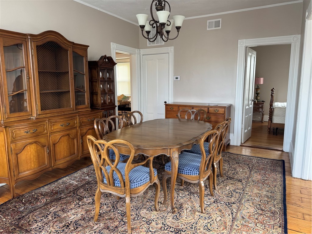 66 Armstrong Avenue Providence, RI 02903 - Photo 4 of 35