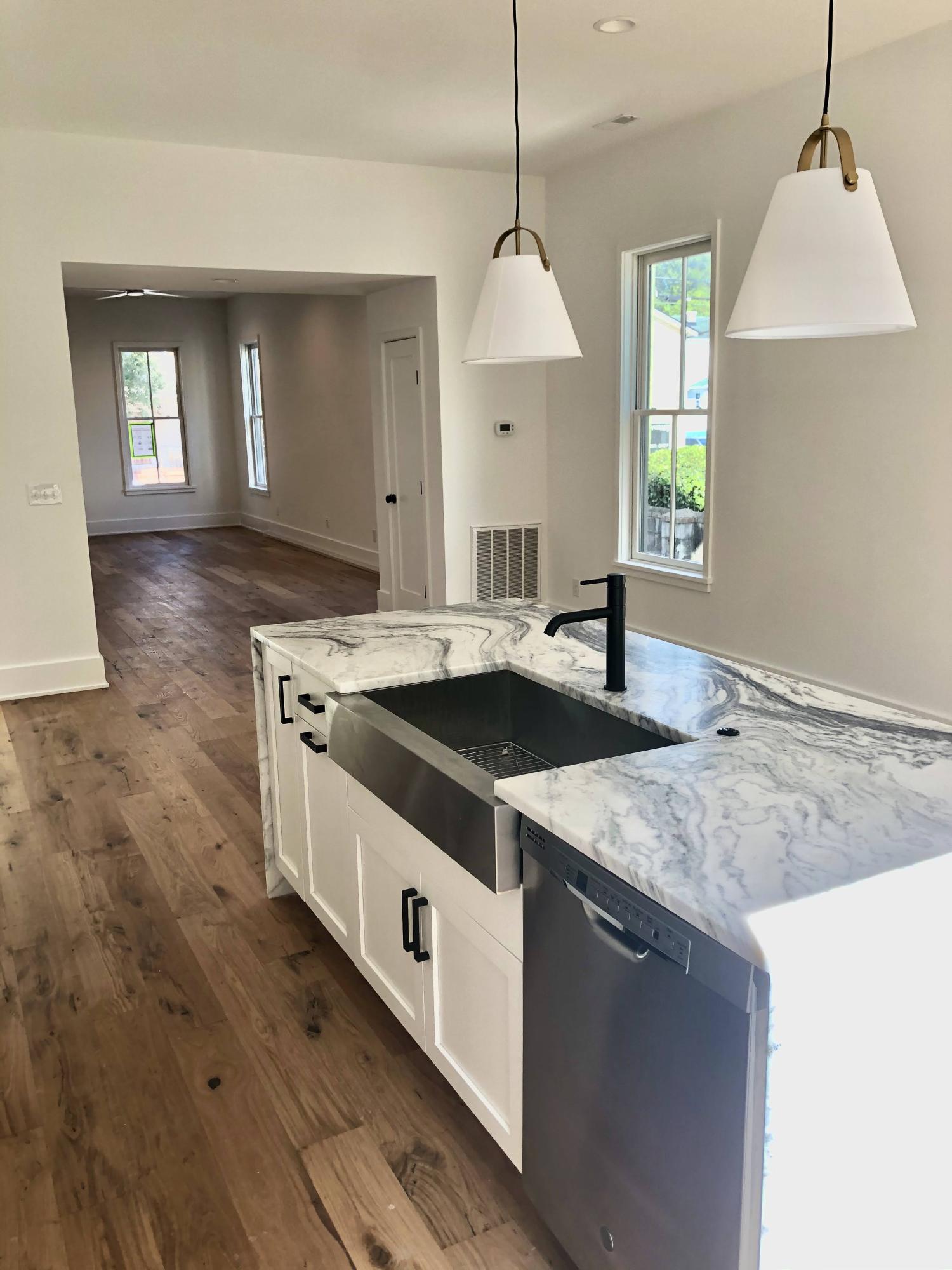 589 Rutledge Avenue Charleston, SC 29403 - Photo 5 of 29 589 Rutledge (20)