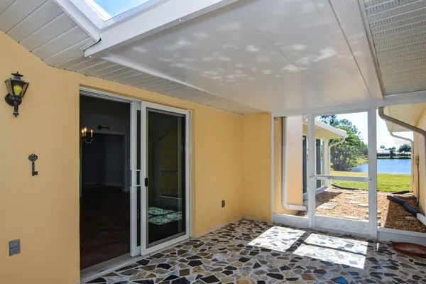 $369,000 | 761 Harrington Lake Drive North, Unit 61, Venice, FL 34293