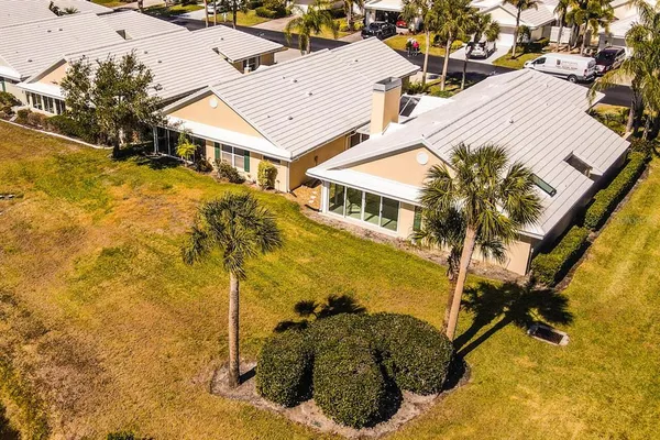 $369,000 | 761 Harrington Lake Drive North, Unit 61, Venice, FL 34293