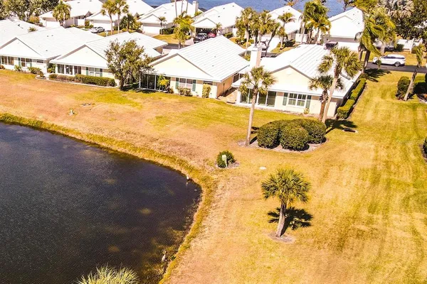 $369,000 | 761 Harrington Lake Drive North, Unit 61, Venice, FL 34293