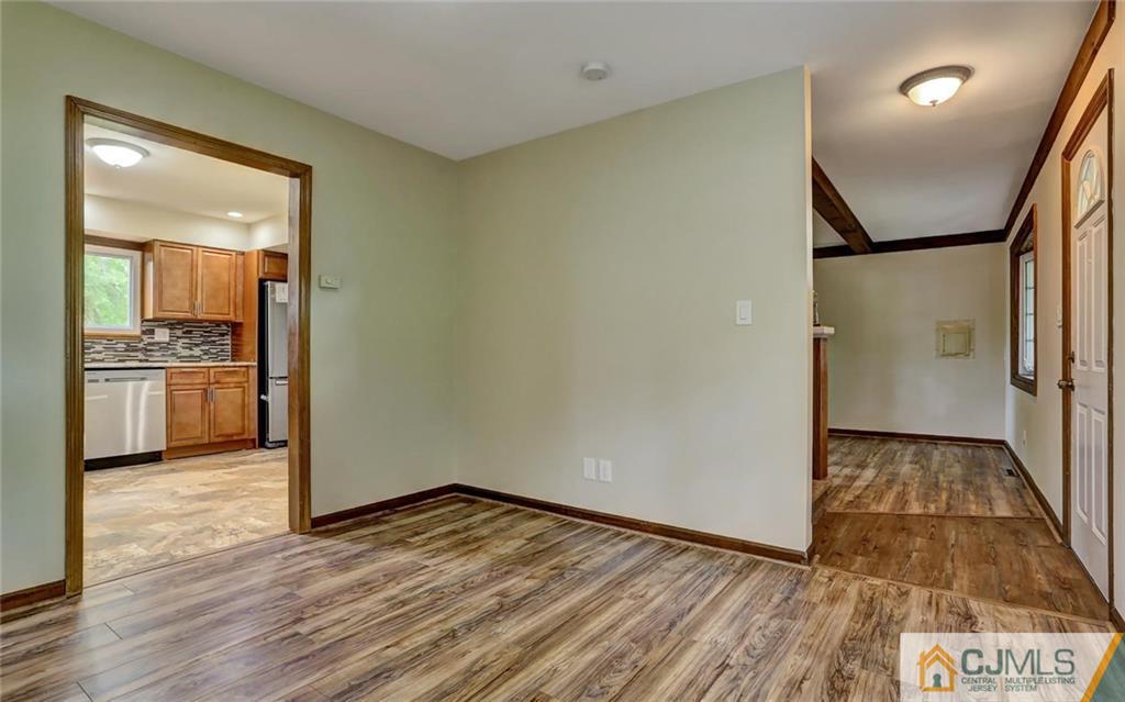 101 Stillwell Road Kendall Park, NJ 08824 - Photo 13 of 25 Gallery Image 13