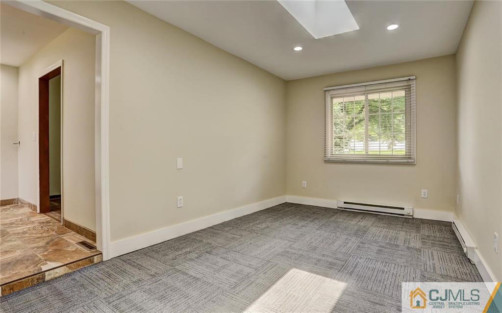 101 Stillwell Road Kendall Park, NJ 08824 - Photo 14 of 25 Gallery Image 14