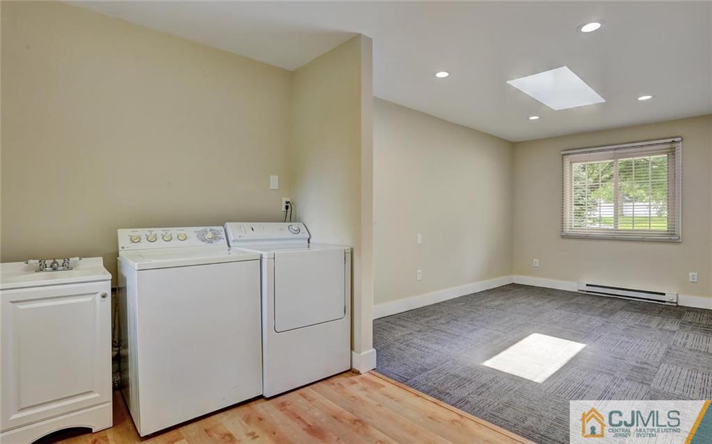 101 Stillwell Road Kendall Park, NJ 08824 - Photo 16 of 25 Gallery Image 16