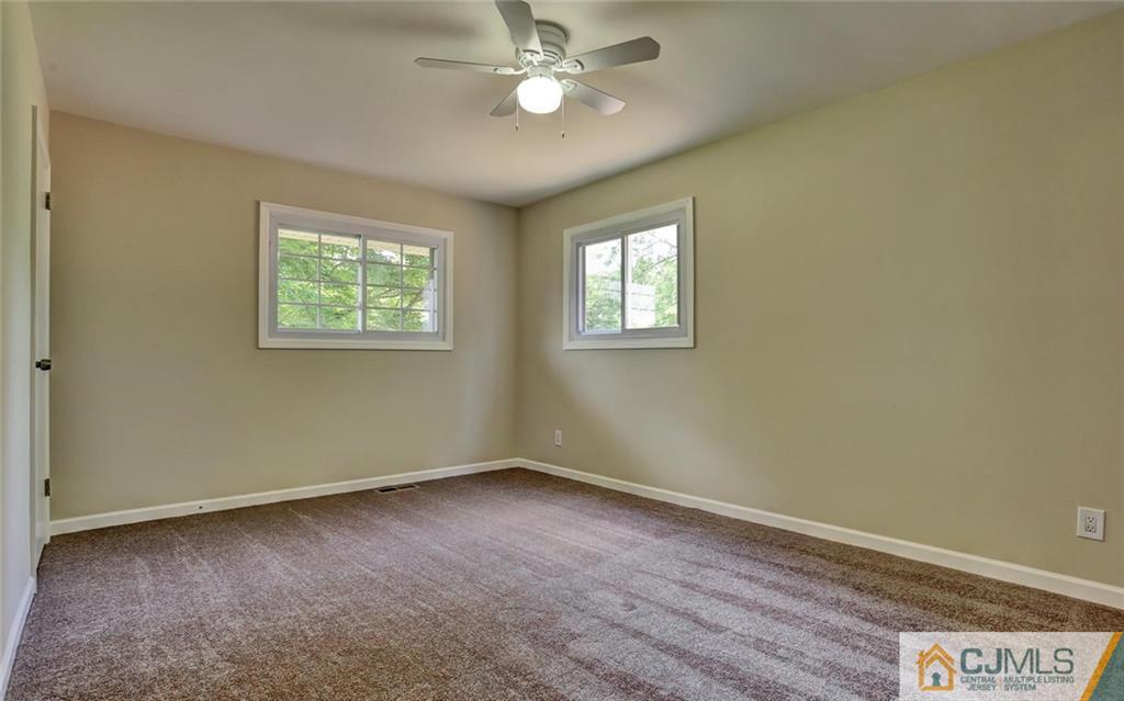 101 Stillwell Road Kendall Park, NJ 08824 - Photo 21 of 25 Gallery Image 21