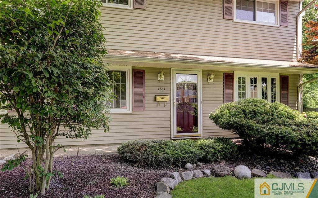 101 Stillwell Road Kendall Park, NJ 08824 - Photo 4 of 25 Gallery Image 4