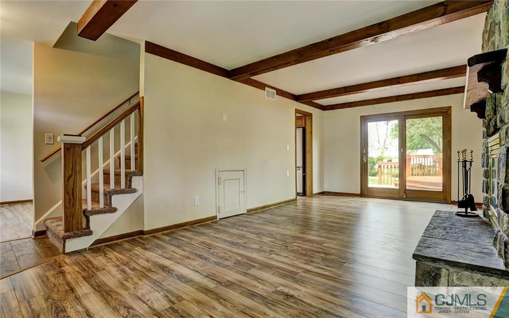 101 Stillwell Road Kendall Park, NJ 08824 - Photo 5 of 25 Gallery Image 5