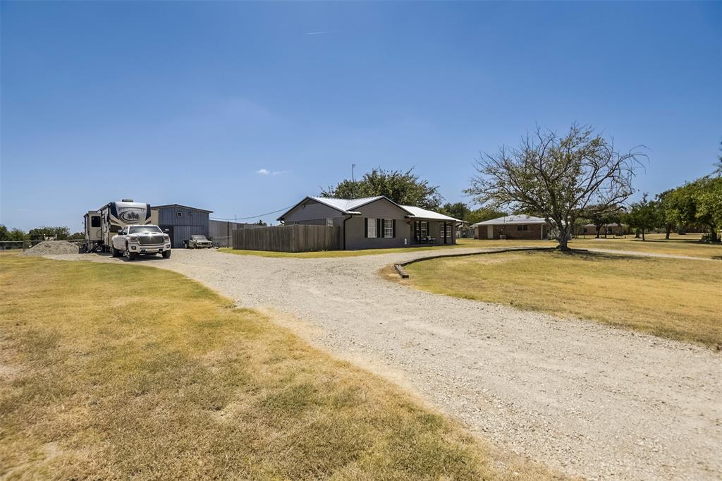 472 Cox Road Waxahachie, TX 75167 - Photo 25 of 31 View from the street