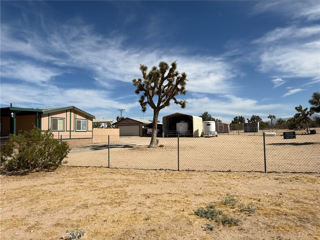 6473 Chevoit Road Phelan, CA 92371 - Photo 3 of 69